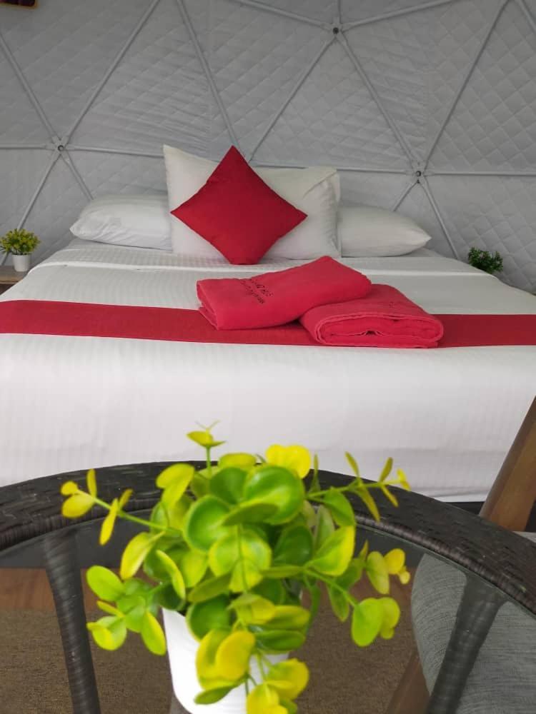 Glamz Hills Hotel Cameron Highlands Bagian luar foto