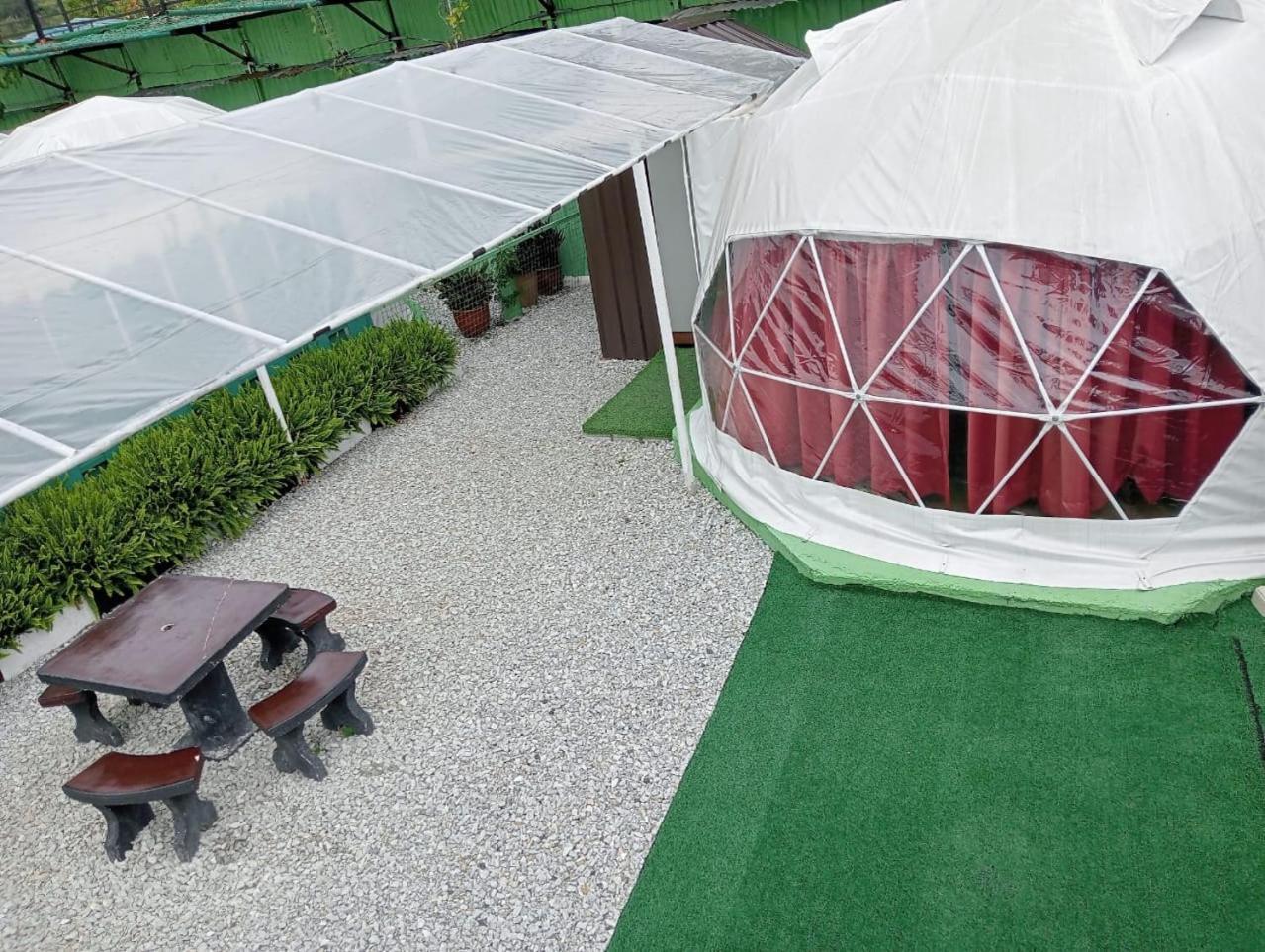 Glamz Hills Hotel Cameron Highlands Bagian luar foto