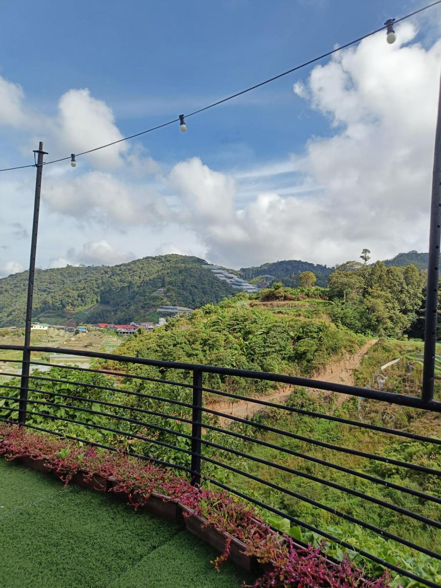 Glamz Hills Hotel Cameron Highlands Bagian luar foto